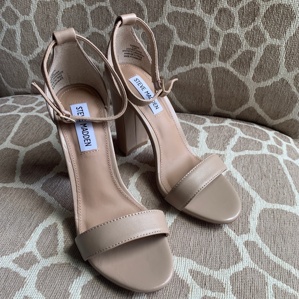Steve Madden Nude leather heels